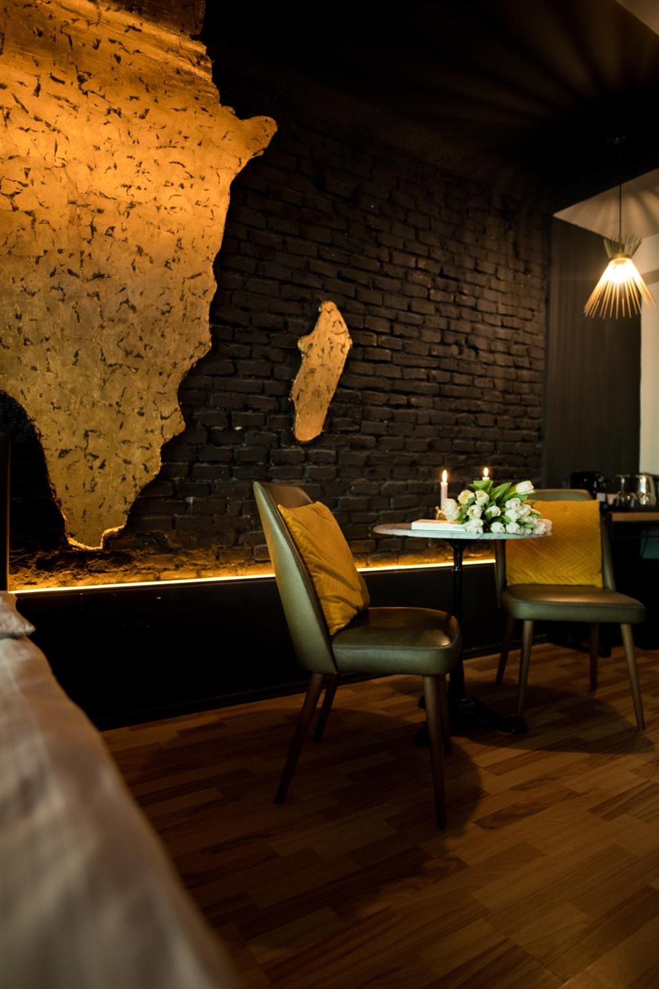 World Studio Africa Sibiu Exteriör bild